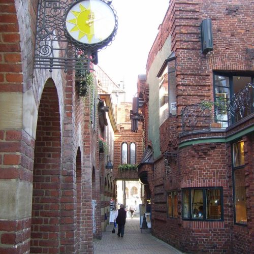 DEU99999990101710833_sized_800_0